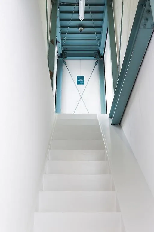 Tokyo Hutte Hostel
