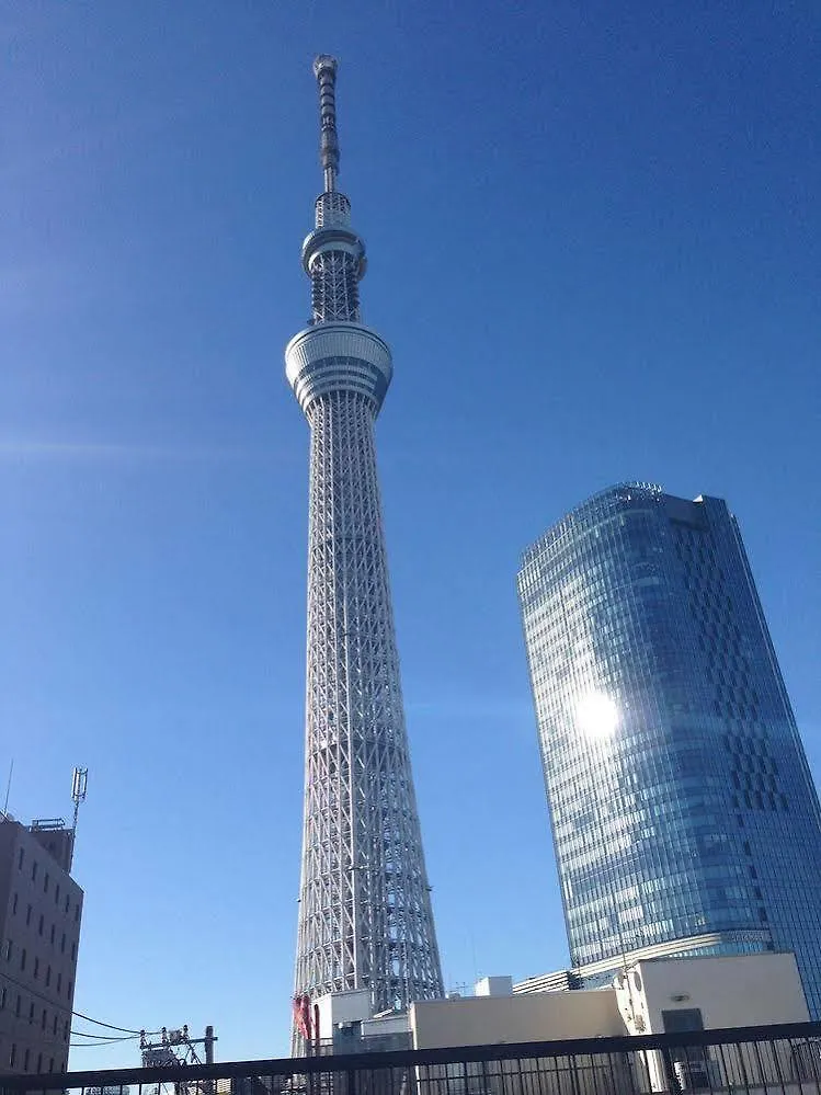 Tokyo Hutte Hostel